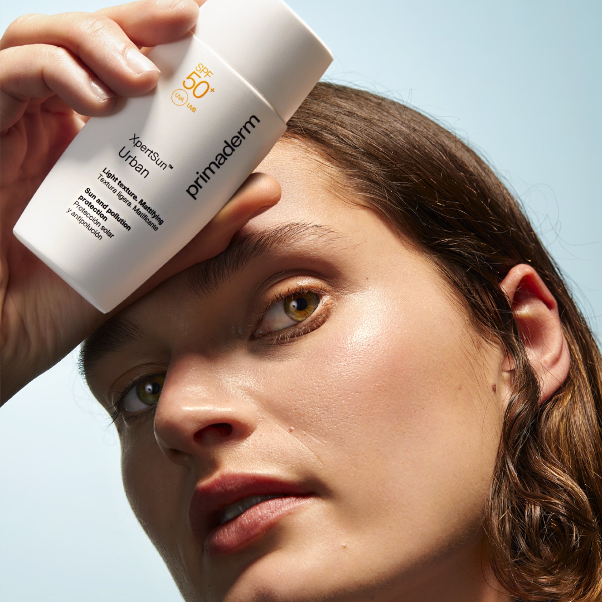 PROTECCIÓN SOLAR FACIAL SPF50+ XPERTSUN™ URBAN ADVANCE – TEXTURA LIGERA