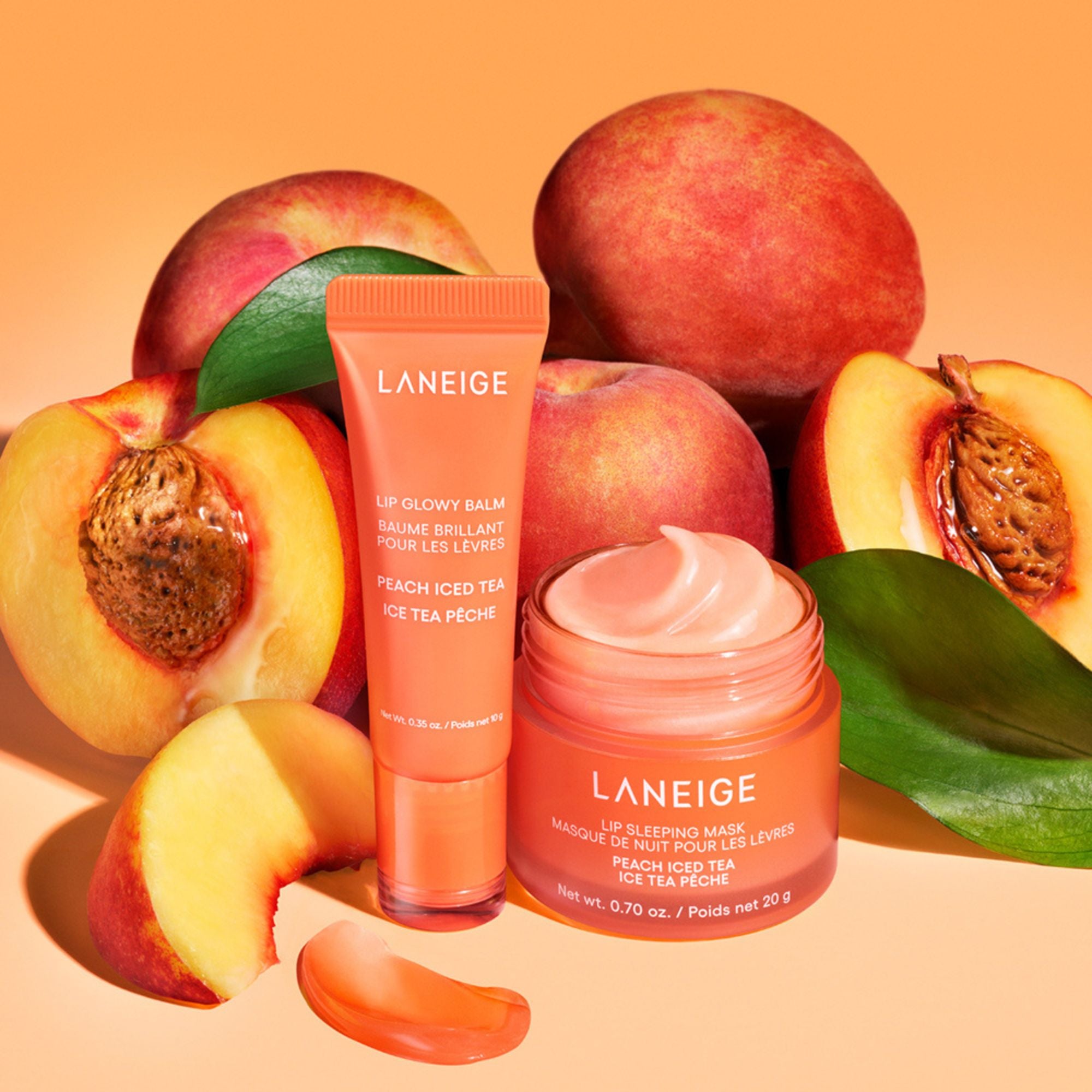 Textura cremosa de la mascarilla labial nocturna LANEIGE Peach Iced Tea con efecto hidratante