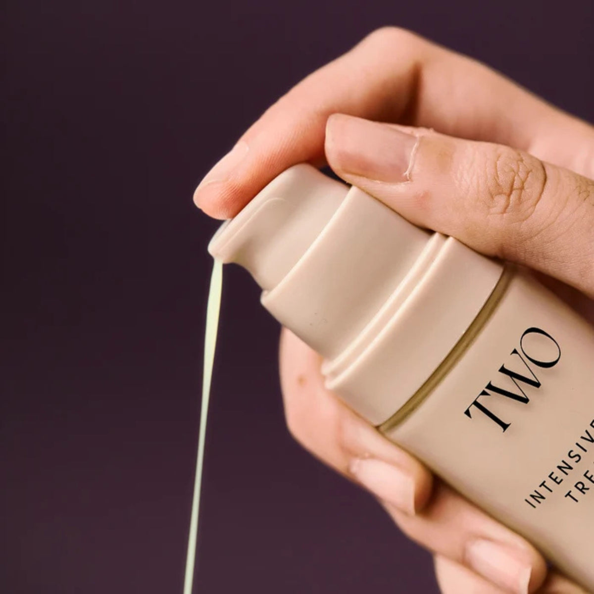 Textura de Intensive Night Treatment de TWO POLES, tratamiento nocturno antiedad